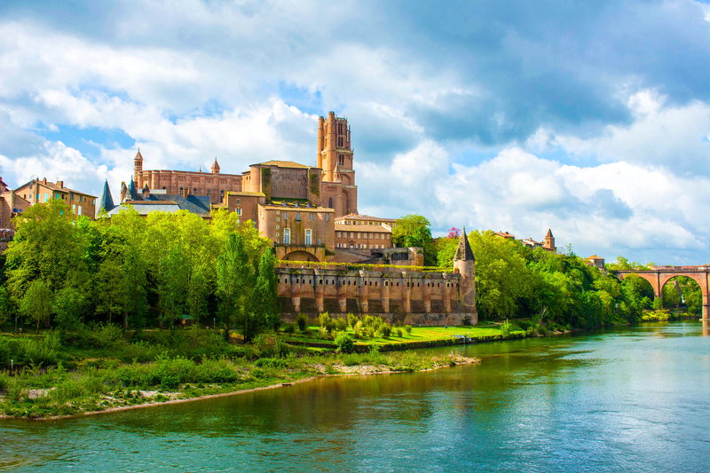 Professionelles Urlaubs-Fotoshooting in Albi & Cordes-sur-Ciel, Frankreich
