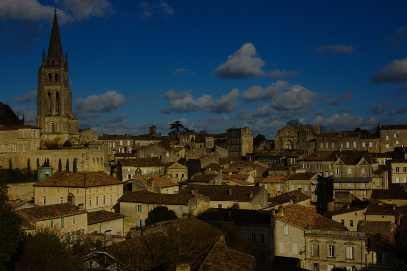 Professional vacation photoshoot in Saint-Émilion, France