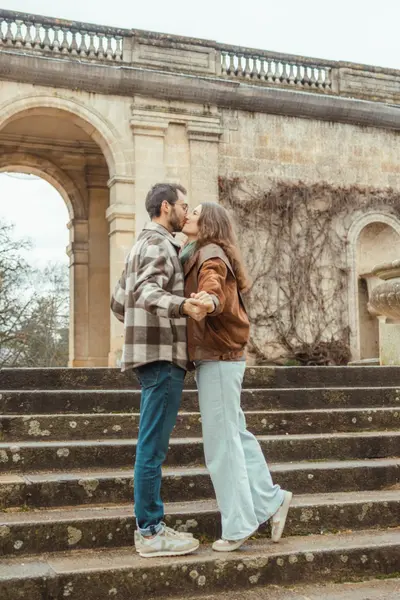Couples photoshoot in Bordeaux by Anais K