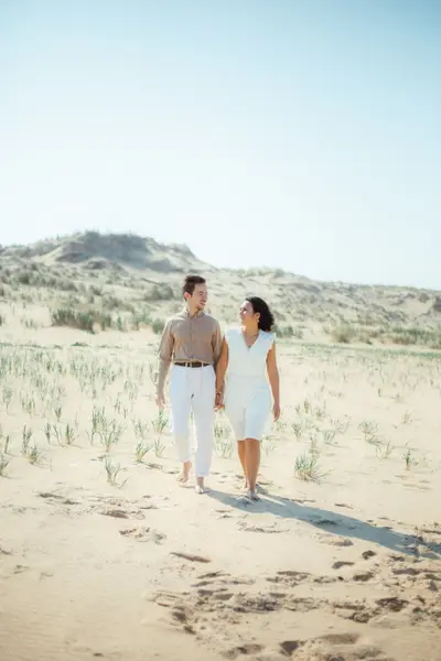 Engagement photoshoot in Arcachon by Anais K
