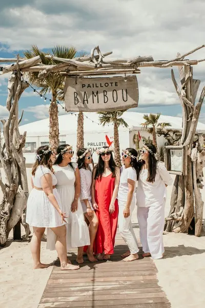 Friends Trip photoshoot in Arles by Audrey C