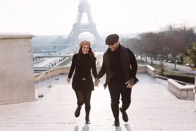 Couples photoshoot in Paris by Aurélie B