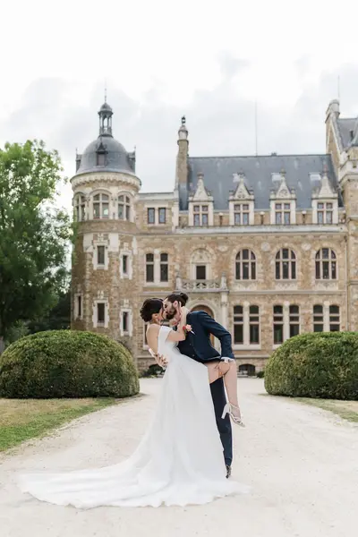 Wedding photoshoot in Paris by Aurélie B