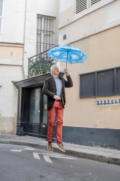 Solo Portrait photoshoot in Paris by Michi N