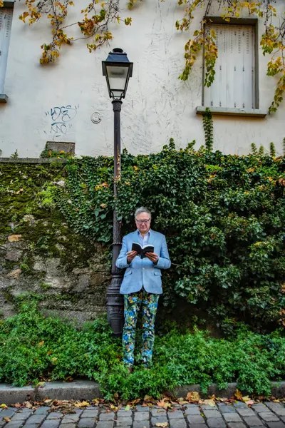 Fashion photoshoot in Paris by Michi N