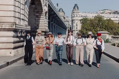 Friends Trip photoshoot in Paris by Natalia D