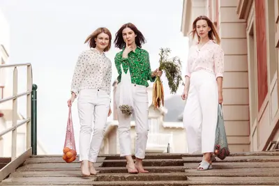 Friends Trip photoshoot in Biarritz by Natalia D