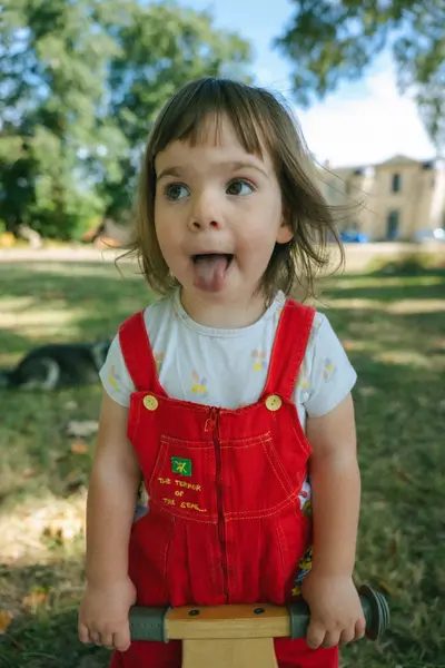 Family photoshoot in Bordeaux by Emma S