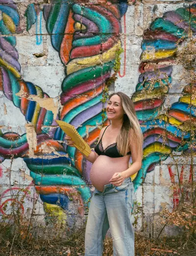 Maternity photoshoot in Bordeaux by Emma S