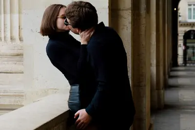 Couples photoshoot in Paris by Joseph J