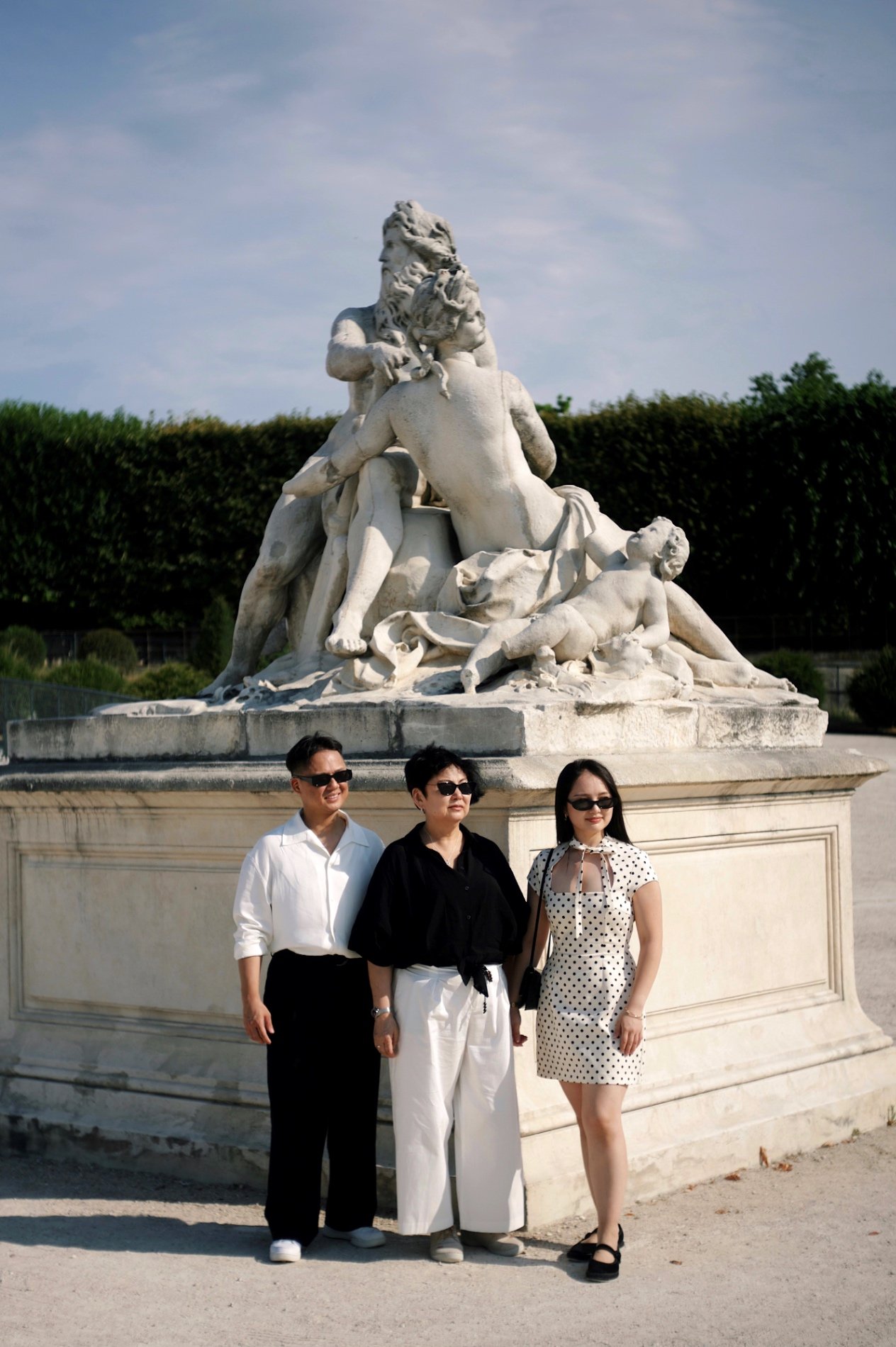 Was anziehen beim Fotoshooting in Paris? Der Guide für 2026 — photo by Katerina P.
