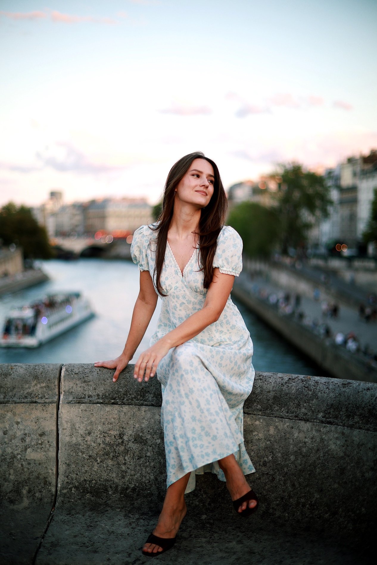 Photo by Katerina Presnetsova