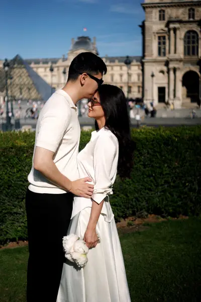 Engagement photoshoot in Paris by Katerina P