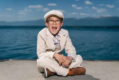 Kids Birthday photoshoot in Yvoire by Julien Z