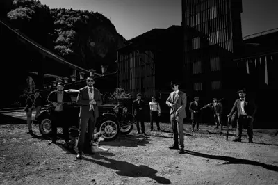 Friends Trip photoshoot in Chamonix by Julien Z