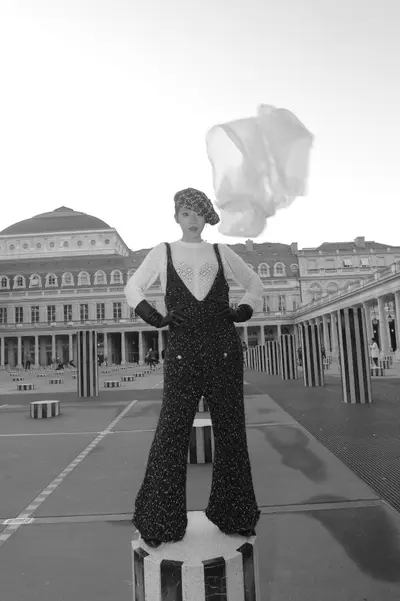 Solo Portrait photoshoot in Paris by May M
