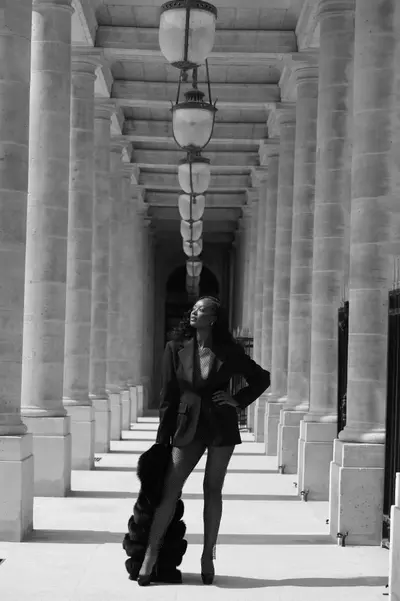 Solo Portrait photoshoot in Paris by May M
