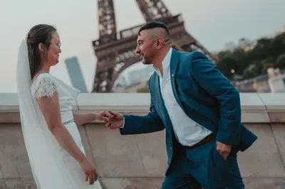 Honeymoon photoshoot in Paris by Othmane T