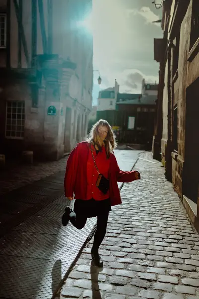 Solo Portrait photoshoot in Paris by Anna D