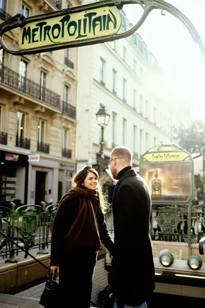Couples photoshoot in Paris by Anna D