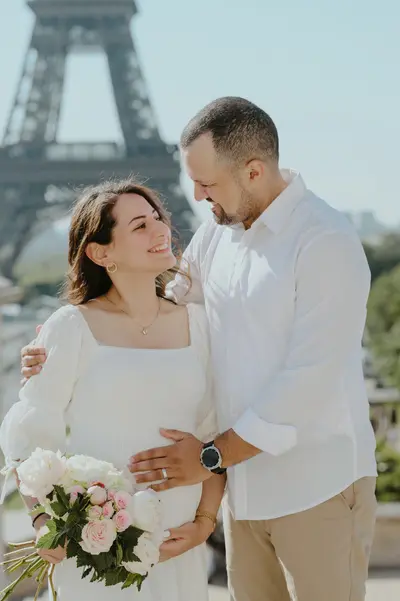 Family photoshoot in Paris by Anna D
